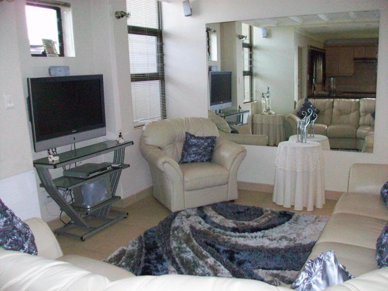 3 Bedroom Property for Sale in Hartenbos Landgoed Western Cape